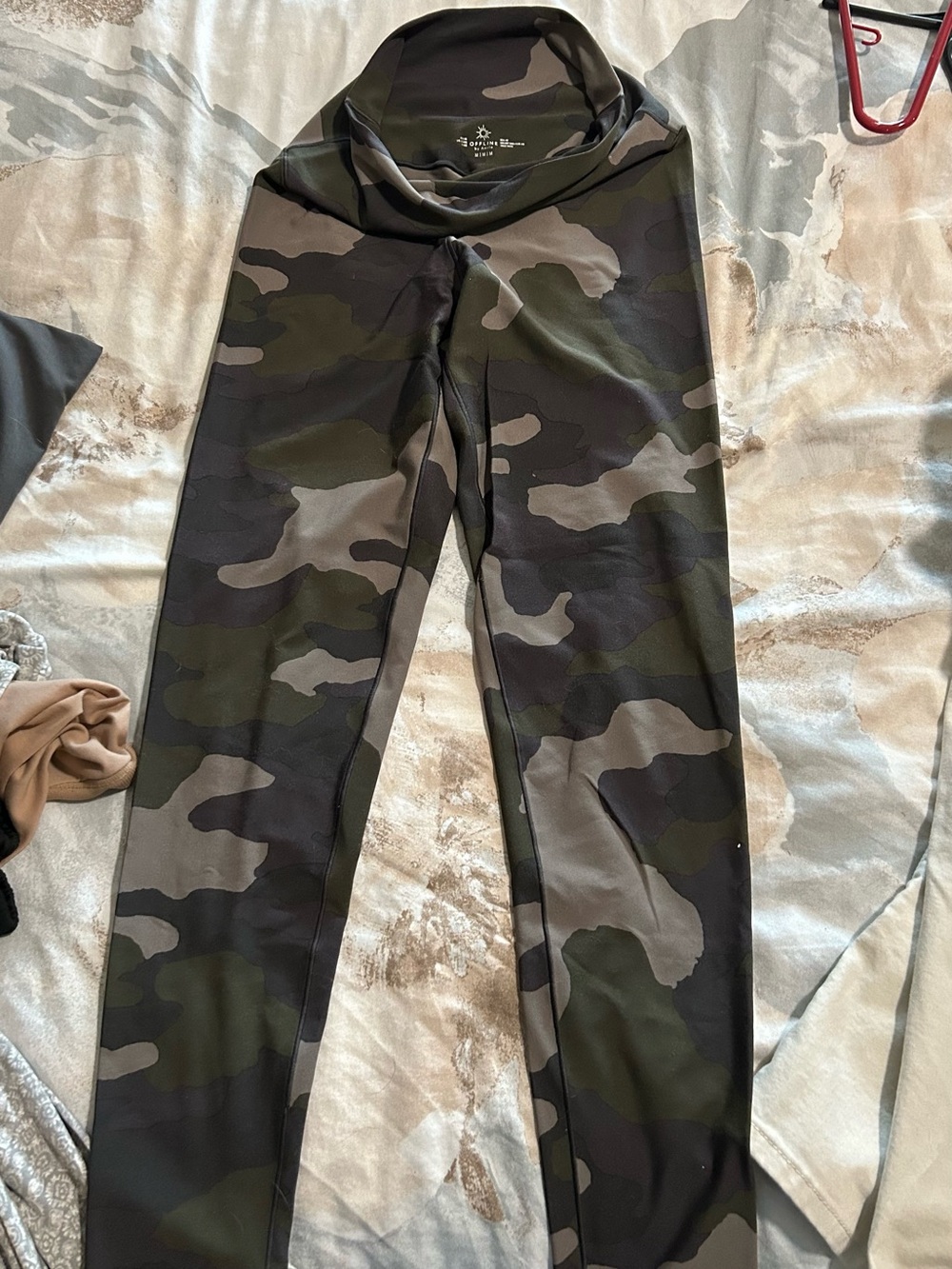 aerie Camo Leggings in Green, Black, Gray